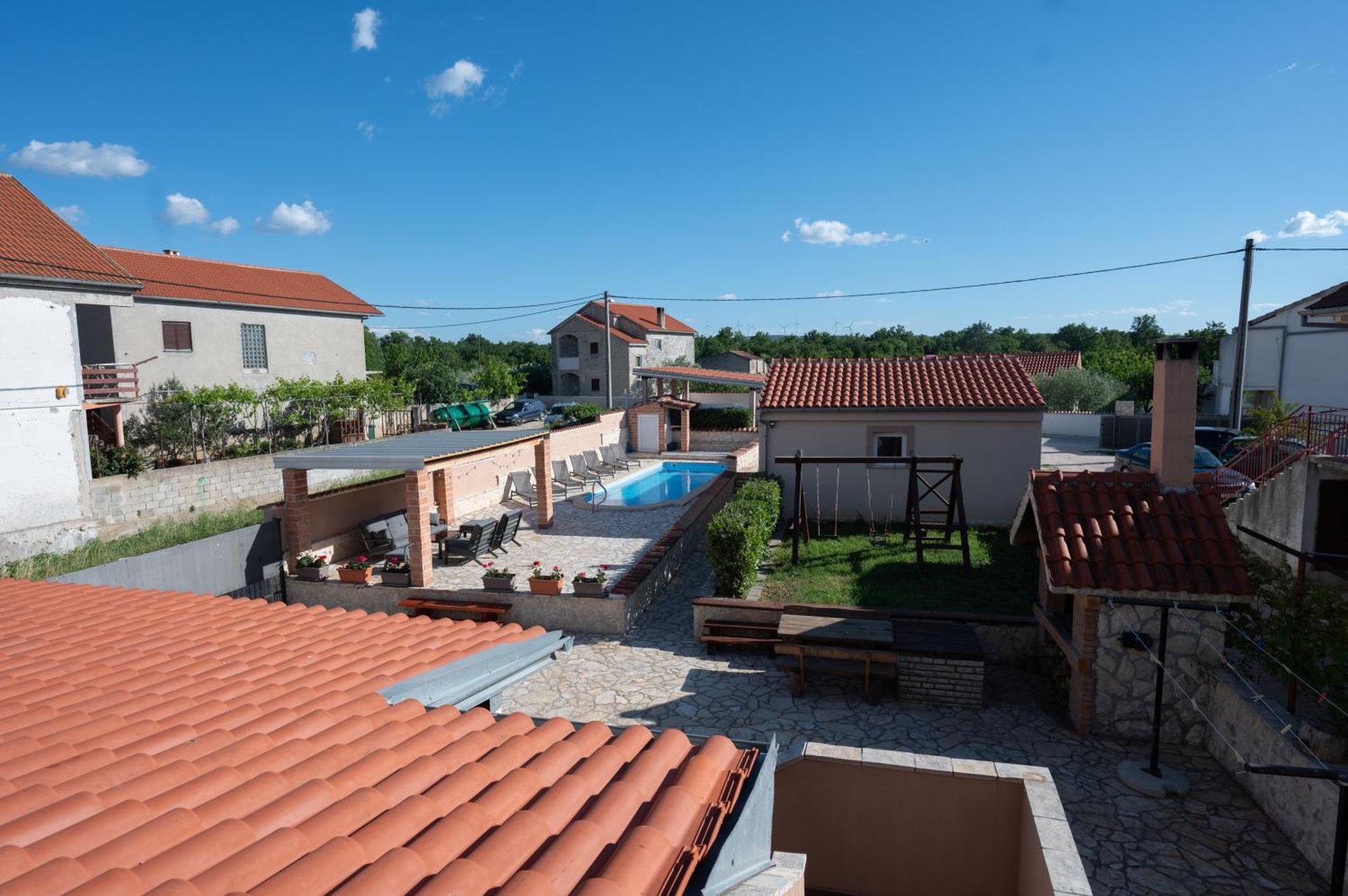 Holiday Home Luka Pridraga Luaran gambar